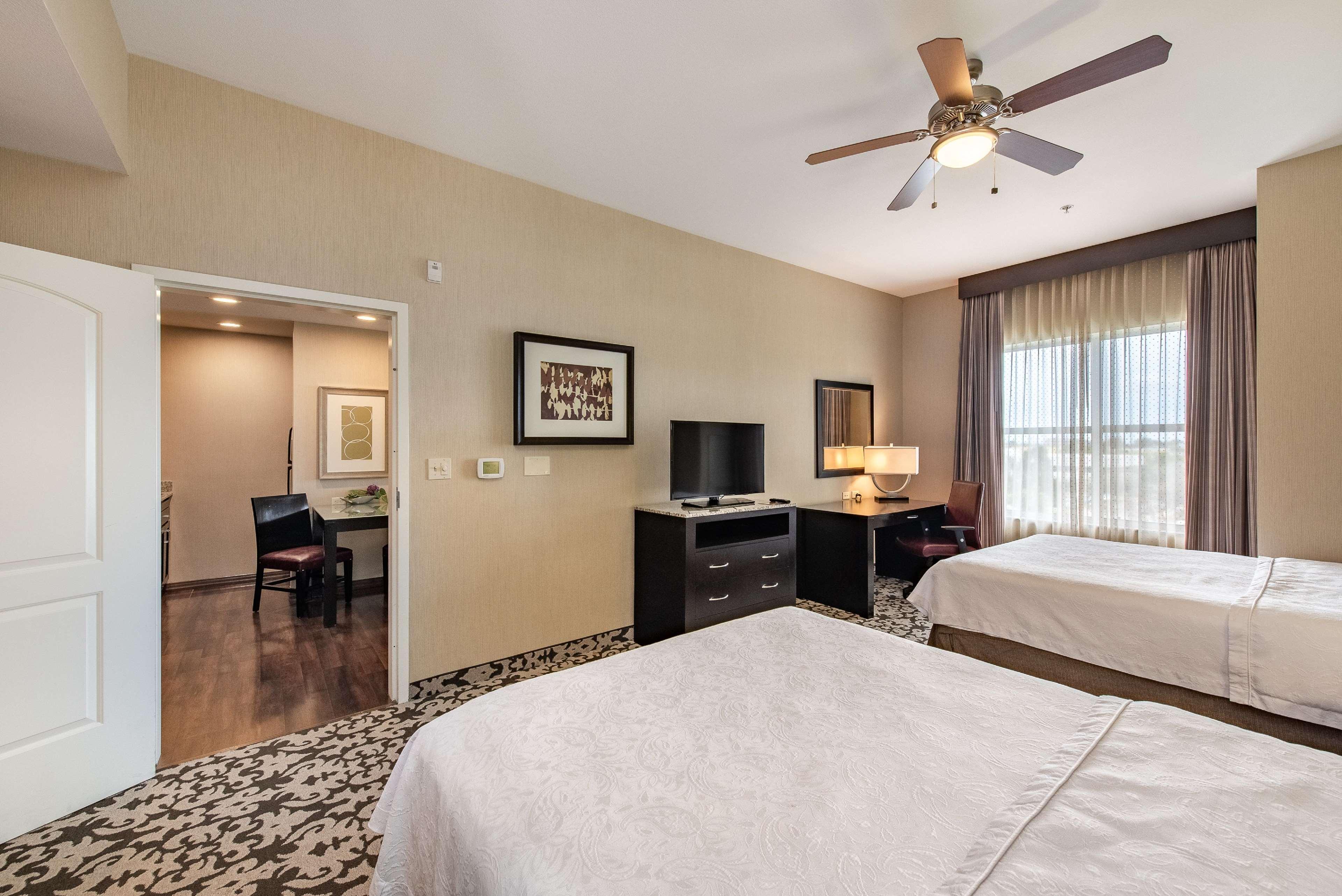 โฮมวูดสวีท บายฮิลตัน ออกซ์นาร์ด โฮเต็ล Hotel อ็อกซ์นาร์ด ภายนอก รูปภาพ