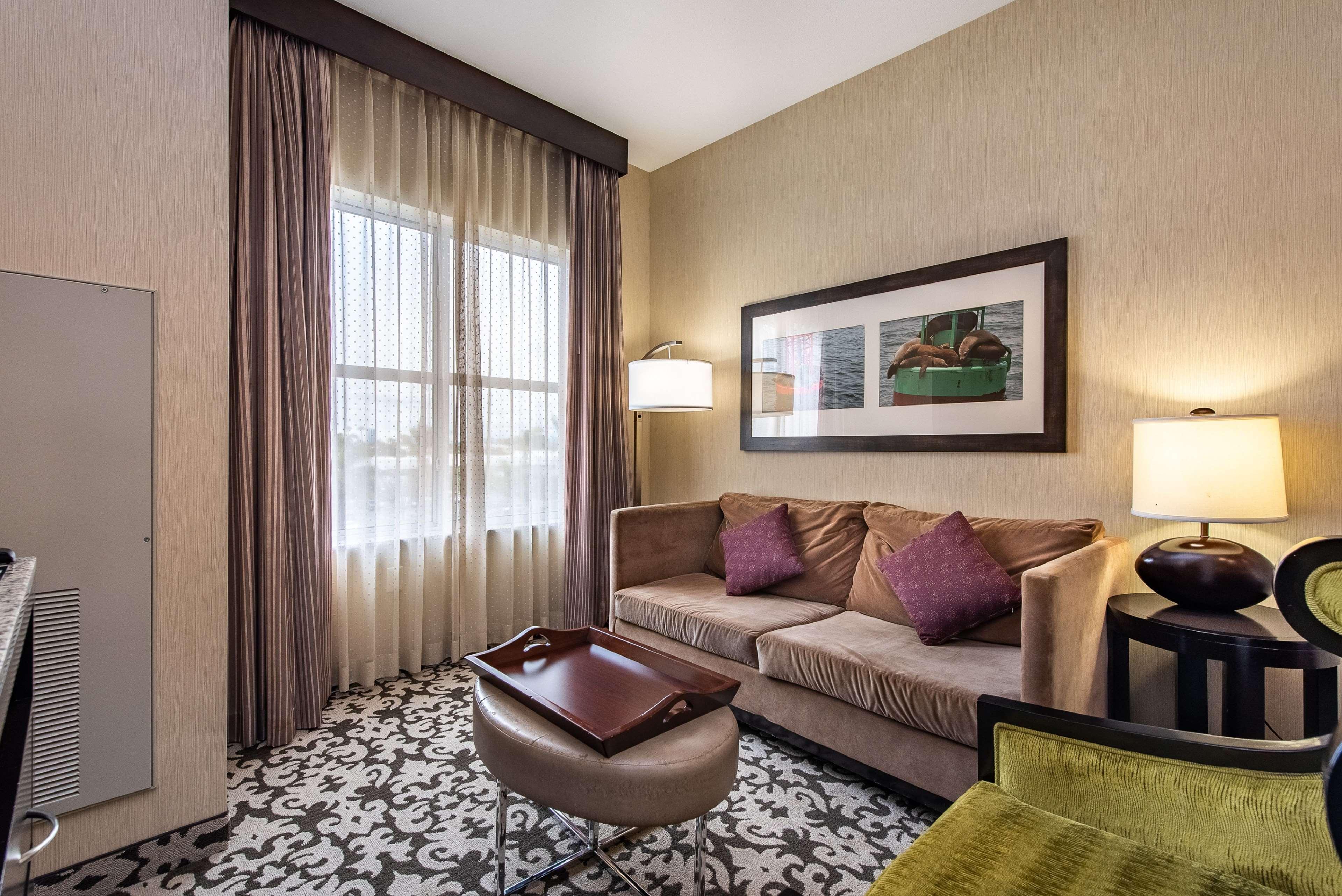 โฮมวูดสวีท บายฮิลตัน ออกซ์นาร์ด โฮเต็ล Hotel อ็อกซ์นาร์ด ภายนอก รูปภาพ